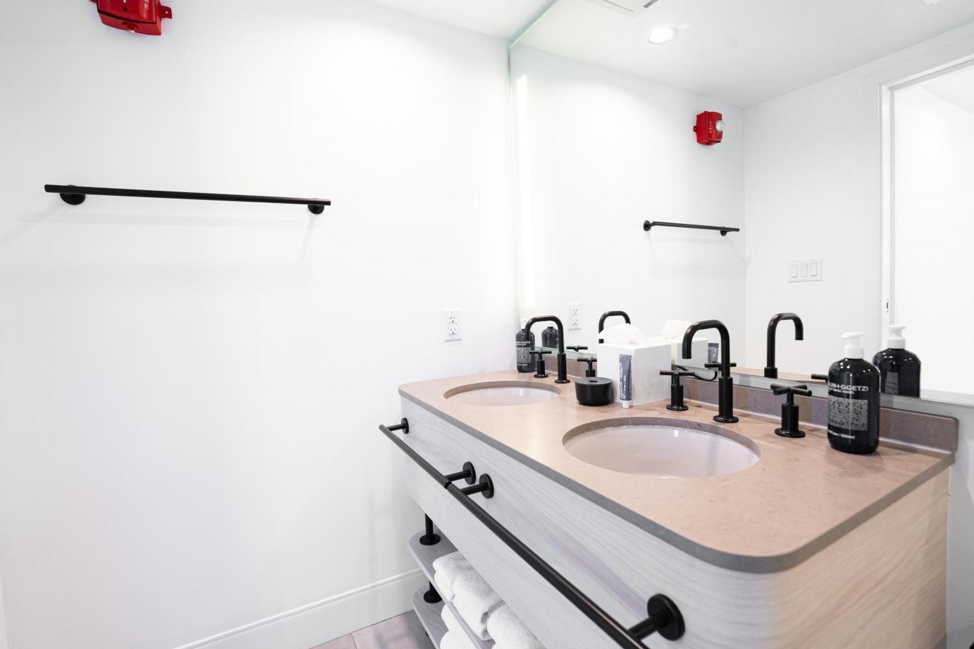 Hotel Greystone - Adults Only Miami Beach Exterior photo